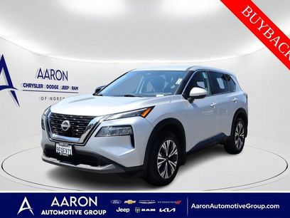 Used 2022 Nissan Rogue SV