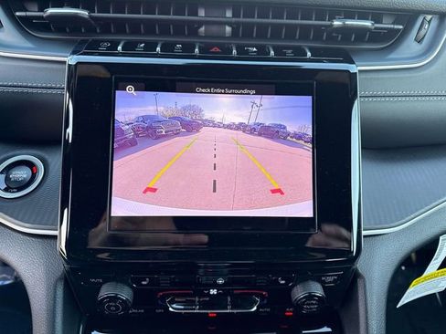 New 2026 Jeep Grand Cherokee Laredo X image 24