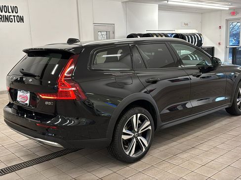 New 2026 Volvo V60 B5 Cross Country Plus w/ Climate Package image 5