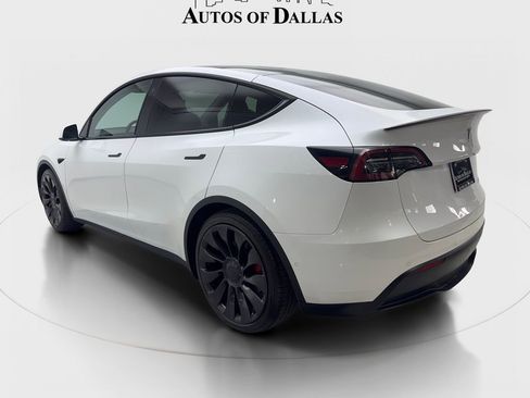 Used 2021 Tesla Model Y Performance image 9