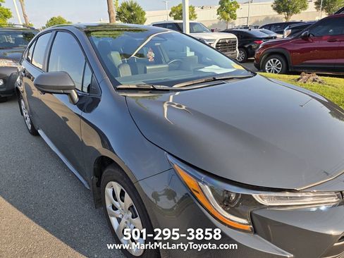Used 2026 Toyota Corolla LE FWD image 4