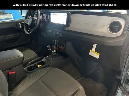 New 2025 Jeep Gladiator Sport AWD/4WD image 16