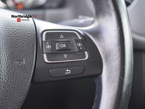 Used 2017 Volkswagen Tiguan Limited w/ Premium Package image 21