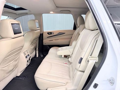 Used 2019 INFINITI QX60 Luxe w/ Sensory Package FWD image 31