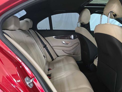 Used 2018 Mercedes-Benz C 300 Sedan image 12