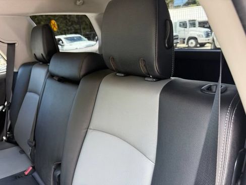 Used 2020 Toyota 4Runner SR5 Premium w/ Moonroof Package AWD/4WD image 58