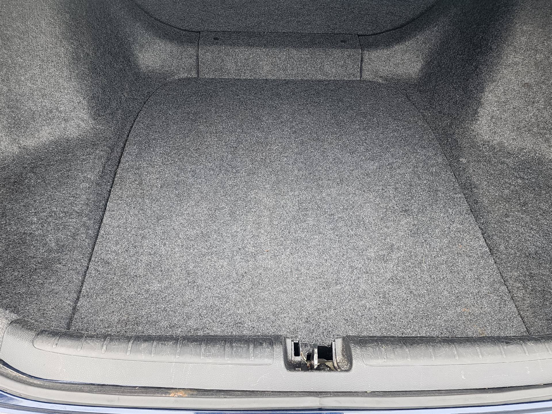 Used 2018 Honda Accord LX image 16