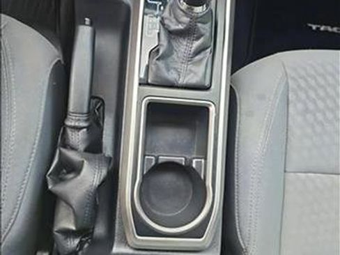 Used 2021 Toyota Tacoma SR5 image 15