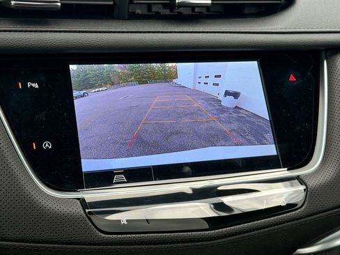 New 2025 Cadillac XT5 Premium Luxury w/ LPO, Floor Liner Package image 20