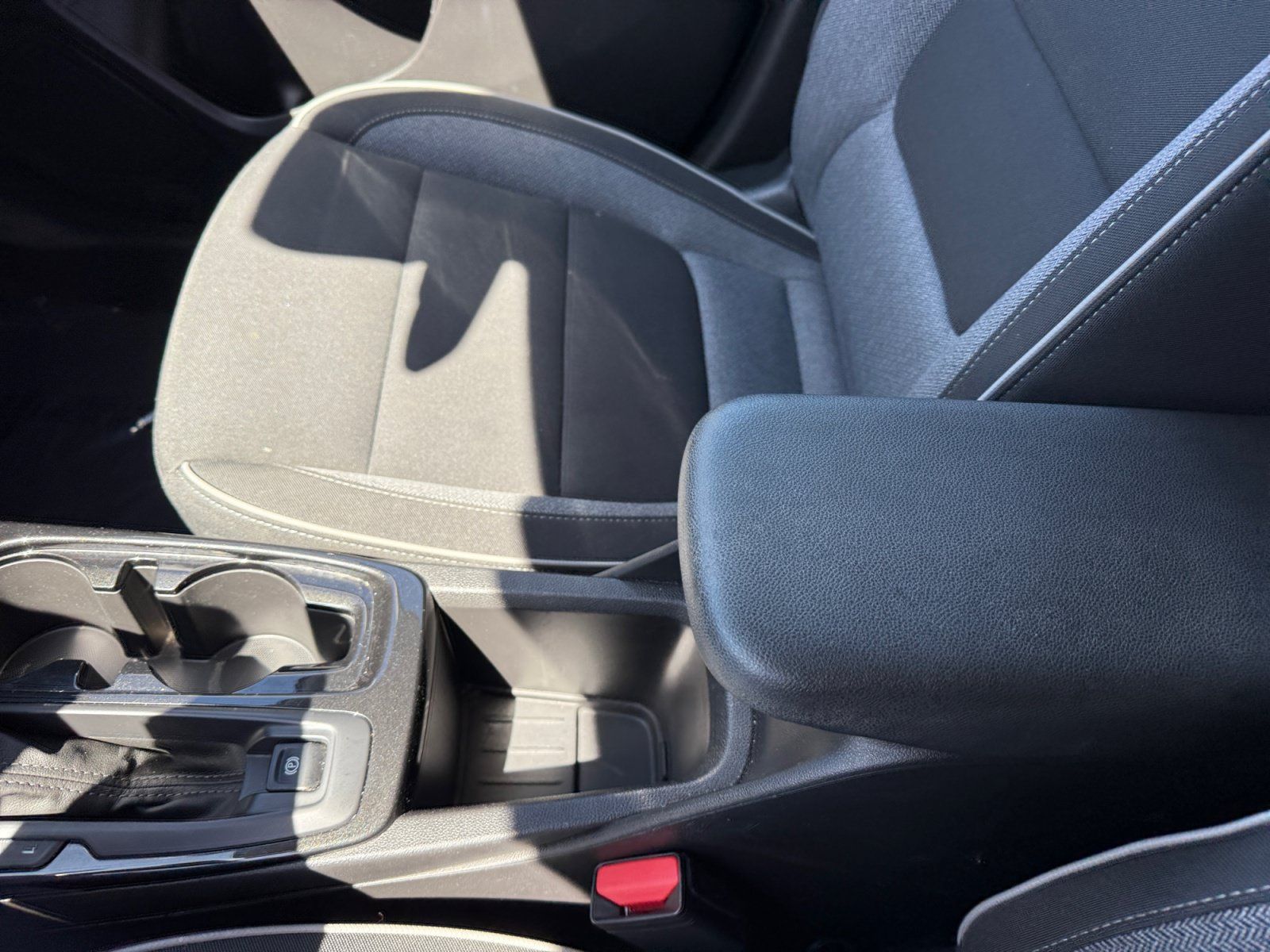 Used 2025 Chevrolet TrailBlazer LT FWD image 14