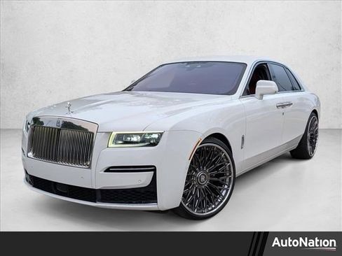 Used 2021 Rolls-Royce Ghost image 1