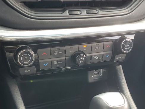 Used 2023 Jeep Compass High Altitude AWD/4WD image 28