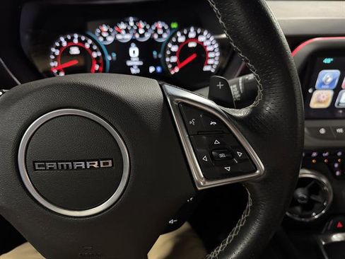 Used 2016 Chevrolet Camaro SS RWD image 16
