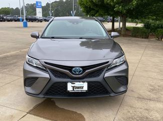 Used 2020 Toyota Camry SE FWD video 2