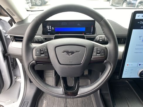 Used 2023 Ford Mustang Mach-E Select RWD image 12