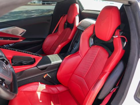 Used 2021 Chevrolet Corvette Stingray Premium Conv w/ Z51 Performance Package RWD image 20