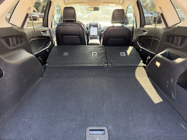Used 2024 Ford Edge SEL AWD/4WD image 19