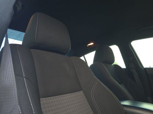 Used 2023 Dodge Charger SXT RWD image 17