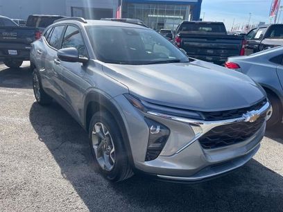 Used 2025 Chevrolet Trax LT w/ LT Convenience Package