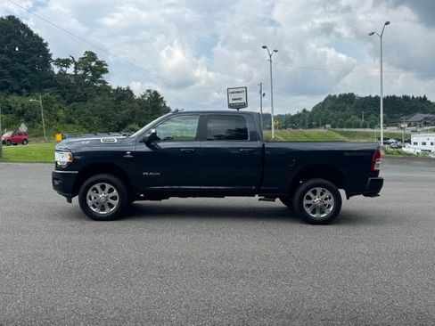 Used 2022 RAM 2500 Big Horn w/ Level A Equipment Group AWD/4WD image 4