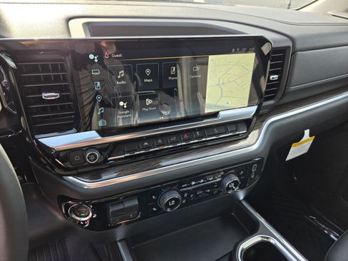 New 2026 Chevrolet Silverado 1500 RST w/ Z71 Off-Road Package AWD/4WD image 18