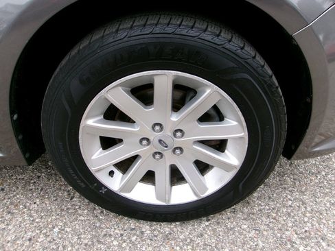 Used 2010 Ford Flex SEL FWD image 12