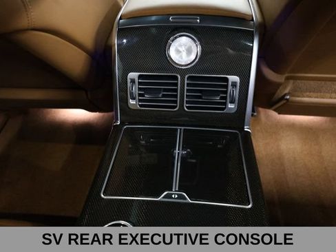 Used 2020 Land Rover Range Rover LWB SV Autobiography AWD/4WD image 16
