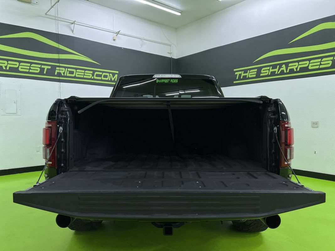 Used 2017 Ford F150 Raptor w/ Equipment Group 802A Luxury AWD/4WD image 9