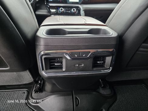 Used 2024 GMC Sierra 2500 Denali Ultimate w/ Max Trailering Package AWD/4WD image 20