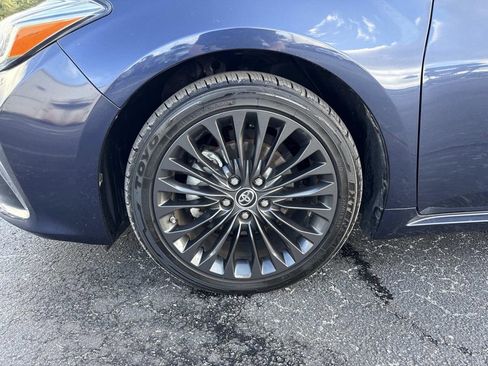 Used 2016 Toyota Avalon image 10