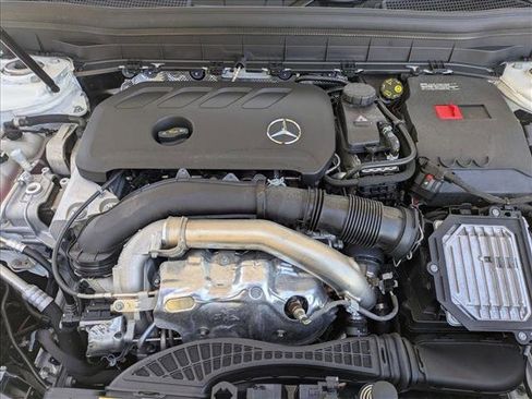 Certified 2025 Mercedes-Benz GLB 250 image 22