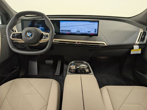 New 2026 BMW iX xDrive60 image 17