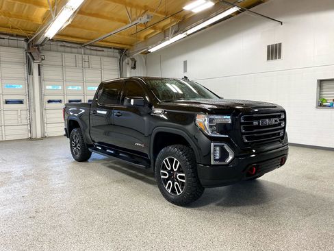 Used 2019 GMC Sierra 1500 AT4 w/ AT4 Premium Package image 6