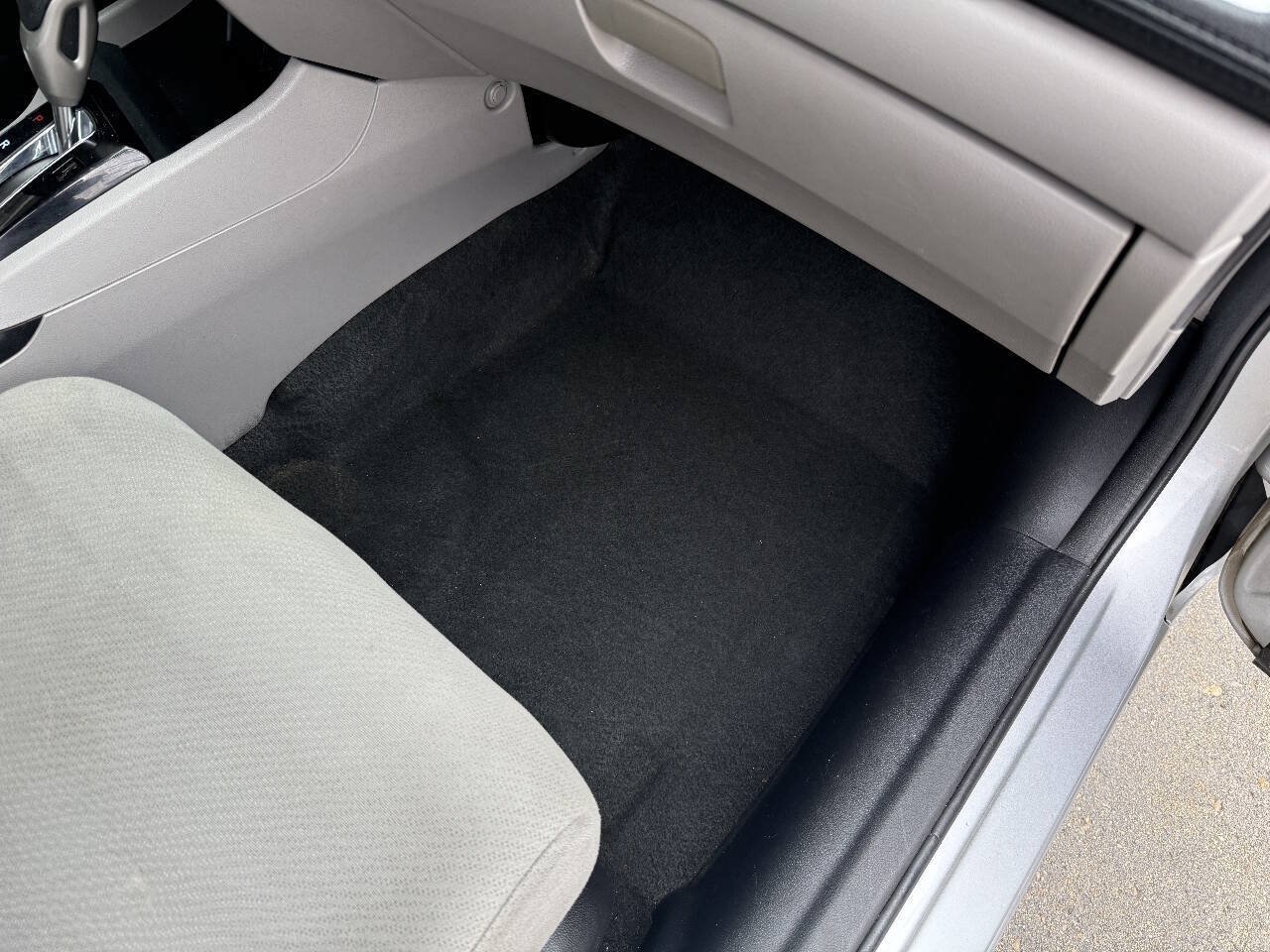 Used 2013 Honda Civic LX image 10
