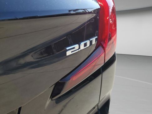 Used 2019 Cadillac XT4 Premium Luxury w/ Driver Awareness Package image 6