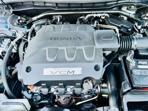 Used 2012 Honda Crosstour EX-L image 12