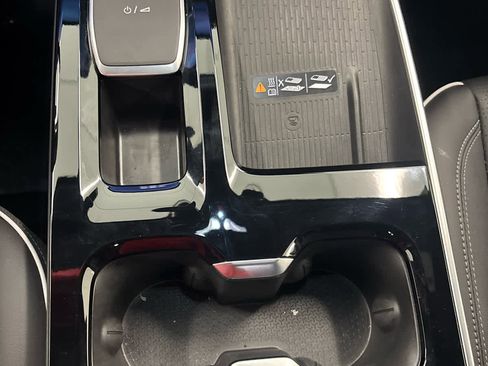 Used 2025 Buick Enclave Sport Touring w/ Power Package image 25