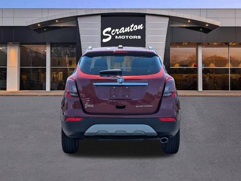 Used 2022 Buick Encore Preferred w/ Safety Package FWD image 4