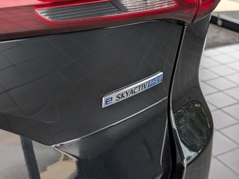 Certified 2025 MAZDA CX-70 Plug-In Hybrid w/ Premium Plus AWD/4WD image 6