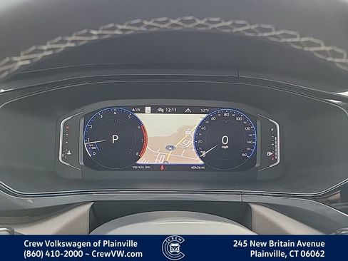 Certified 2023 Volkswagen Taos SEL image 4