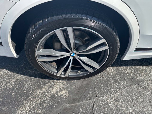 Used 2019 BMW X7 xDrive40i w/ Premium Package AWD/4WD image 23