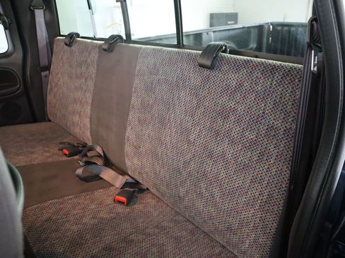 Used 2001 Dodge Ram 2500 Truck 4x4 Quad Cab image 38