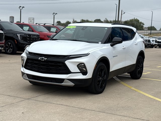 Used 2024 Chevrolet Blazer LT w/ Convenience Package FWD image 13