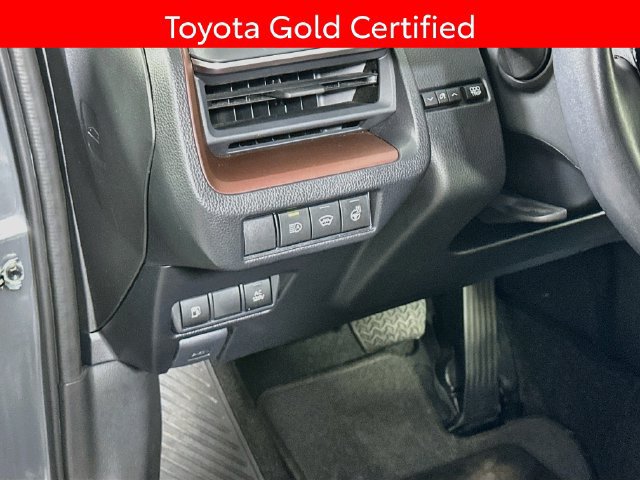 Certified 2024 Toyota Prius Prime FWD image 11