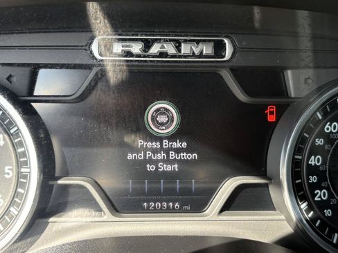 Used 2020 RAM 1500 Laramie AWD/4WD image 20
