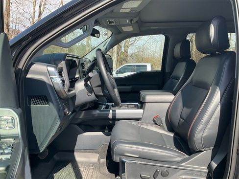 Used 2024 Ford F350 Lariat w/ Lariat Ultimate Package image 16