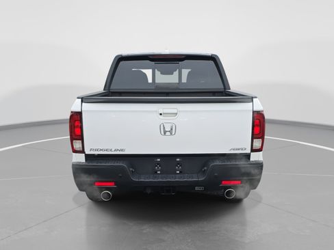 Used 2023 Honda Ridgeline Black Edition image 6