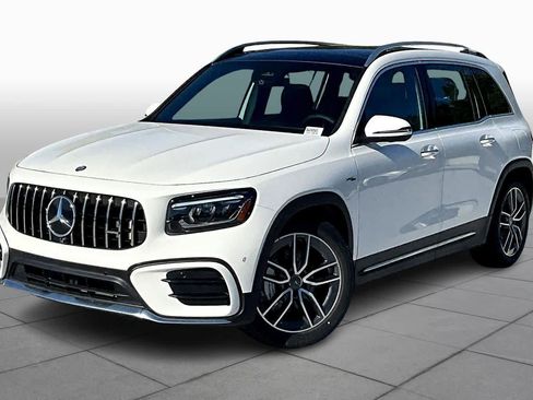 Used 2025 Mercedes-Benz GLB 35 AMG 4MATIC image 1
