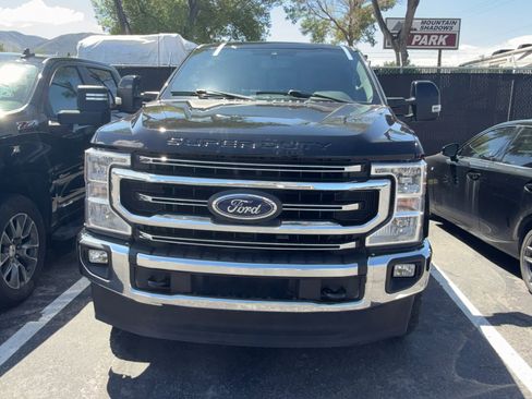 Used 2020 Ford F250 Lariat w/ Lariat Value Package AWD/4WD image 1