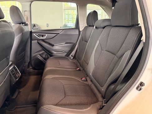 Used 2020 Subaru Forester Premium AWD/4WD image 10